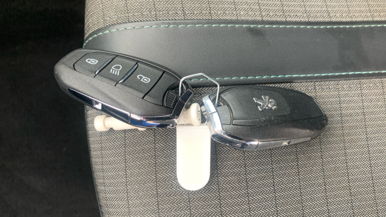 Peugeot 208 1.2 PureTech 100 Allure Premium 5dr Petrol Hatchback